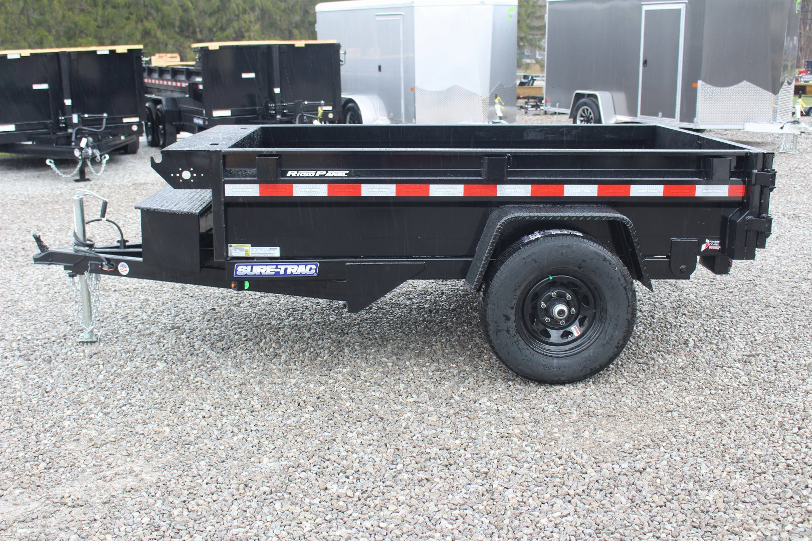 New 2025 Sure-Trac 5' x 8' Low Profile Homeowner Dump Trailer 5K - Single Ram (NO RAMPS) - BARN DOORS