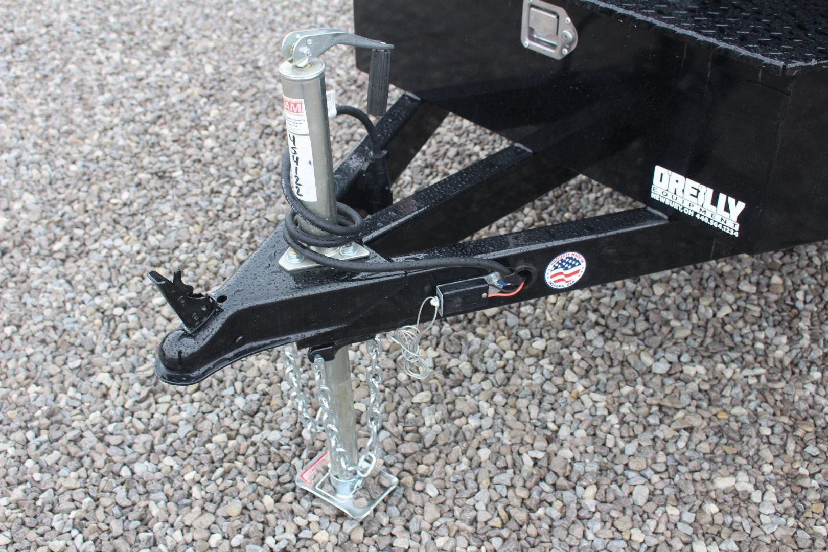 New 2025 Sure-Trac 5' x 8' Low Profile Homeowner Dump Trailer 5K - Single Ram (NO RAMPS) - BARN DOORS