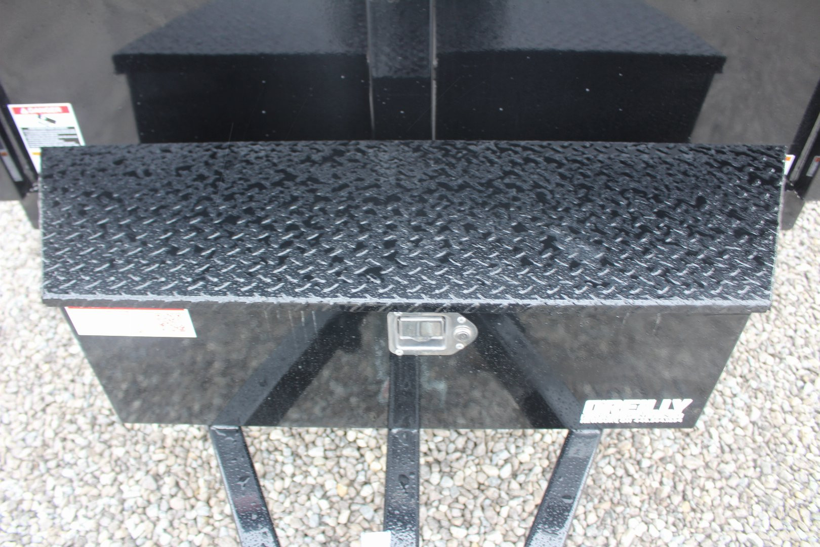 New 2025 Sure-Trac 5' x 8' Low Profile Homeowner Dump Trailer 5K - Single Ram (NO RAMPS) - BARN DOORS