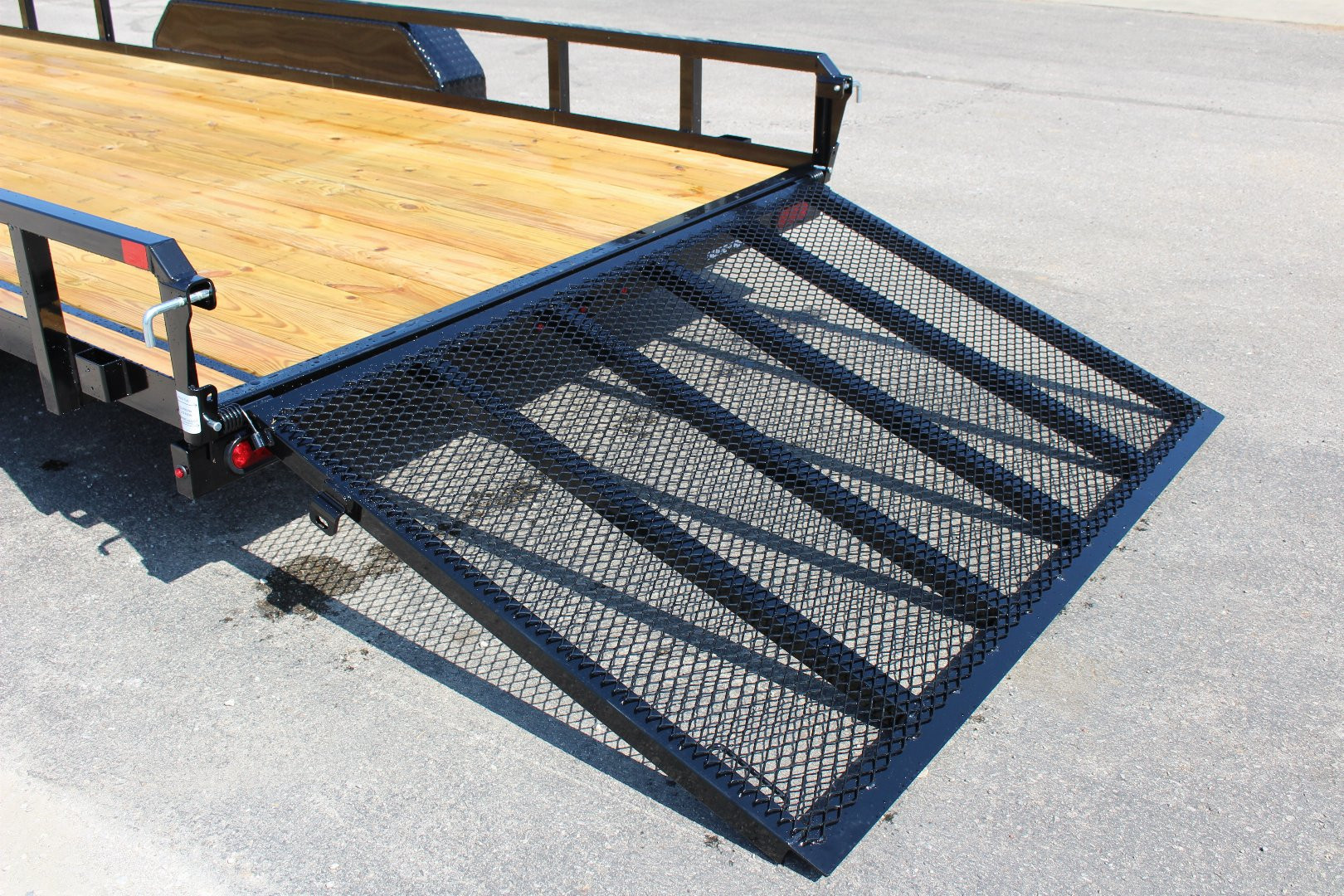 New 2025 Sure-Trac 7' x 20' Tandem Axle Tube Top Utility Trailer - 7000# GVW