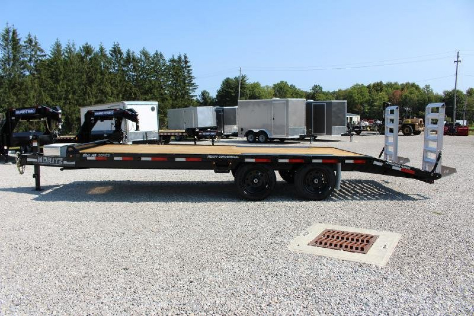 New 2024 Moritz 8' 6" x 18' + 4' Deckover Flatbed w/ Beavertail - Aluminum Ramps - 16,000# GVW