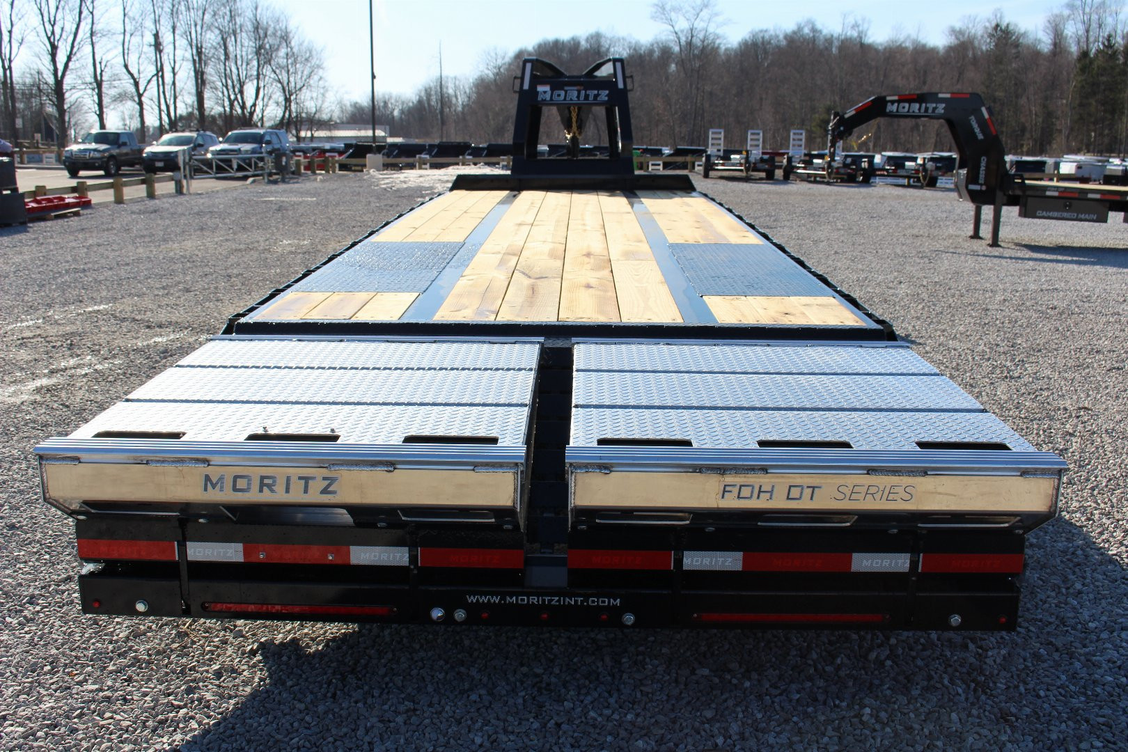 New 2025 Moritz FDGH DT 25' + 5' GOOSENECK Deckover Flatbed Trailer- Full Width Aluminum Ramps- 25900# GVW