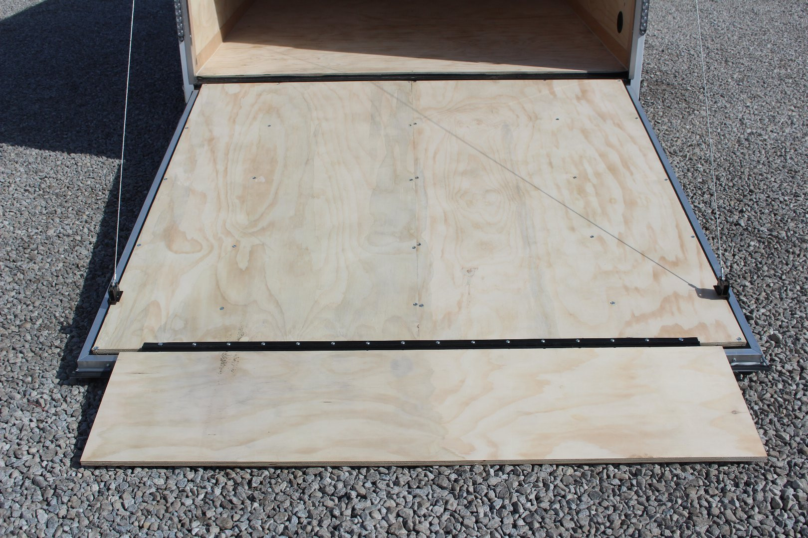 New 2025 United UJ-S 7' x 16' Enclosed Cargo Trailer - 7000# GVW - RAMP DOOR - 6.5' INTERIOR HEIGHT