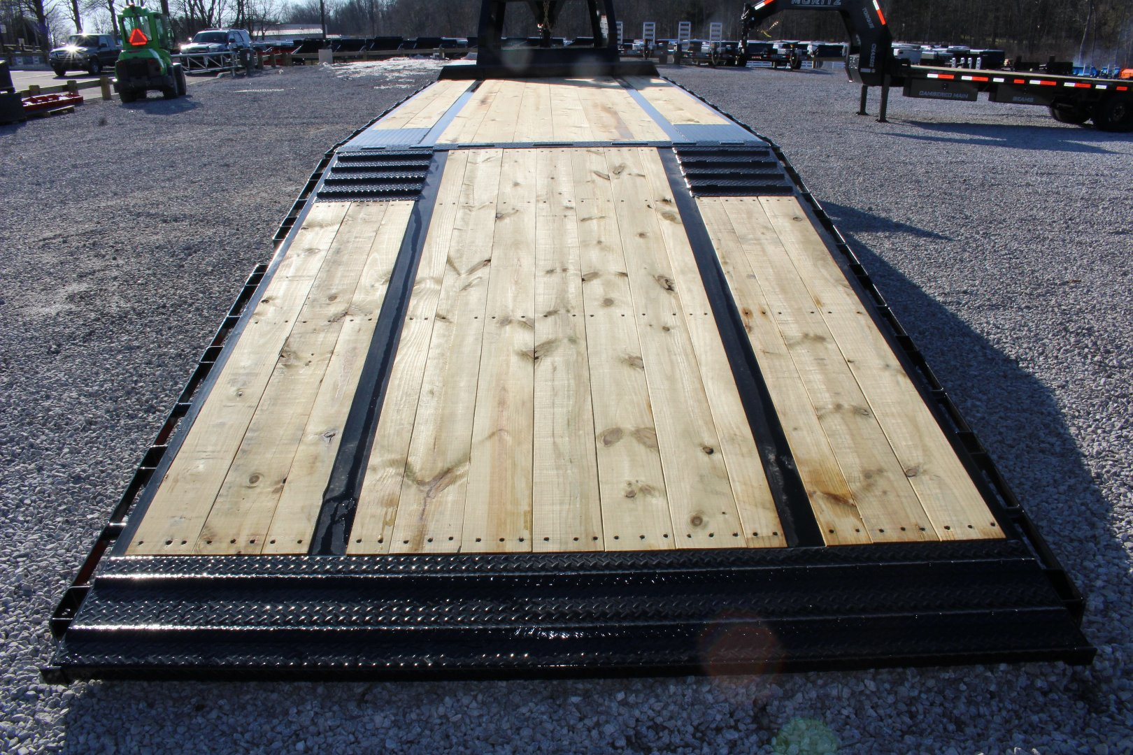 New 2025 Moritz FDGH Hydraulic Tail 30' GOOSENECK Deckover Flatbed Trailer- 17900# GVW