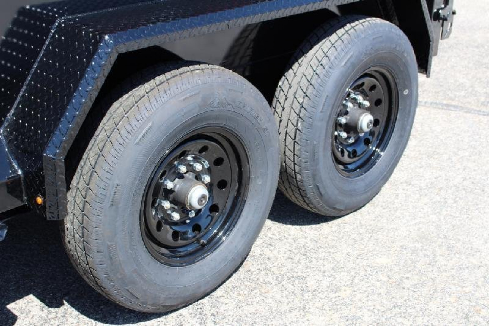 New 2025 Moritz 6'10" x 10' Heavy Commercial DLH Series Dump Trailer - 12000# GVW
