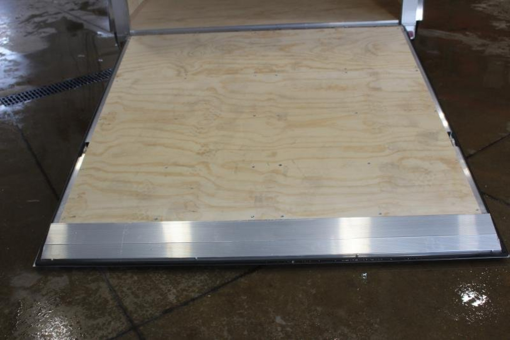 New 2025 NEO Trailers NAV 7' x 12' Aluminum Enclosed Cargo Trailer - Ramp Door - 7' INTERIOR HEIGHT - 7000# GVW