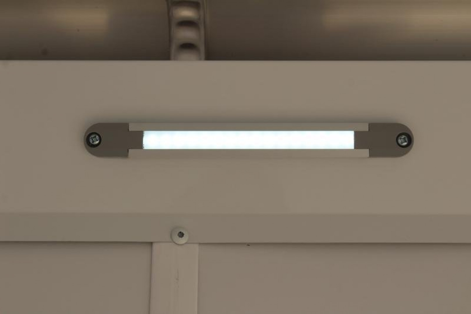 New 2025 NEO Trailers NAE 7.5' x 14' Aluminum Enclosed Cargo Trailer - RAMP DOOR - 7' INTERIOR HEIGHT - 7000# GVW