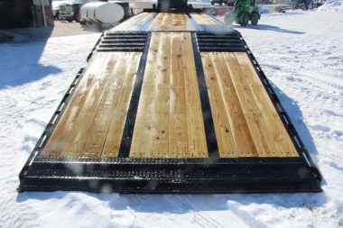 New 2025 Moritz FDGH Hydraulic Tail 34' GOOSENECK Deckover Flatbed Trailer- 25900# GVW