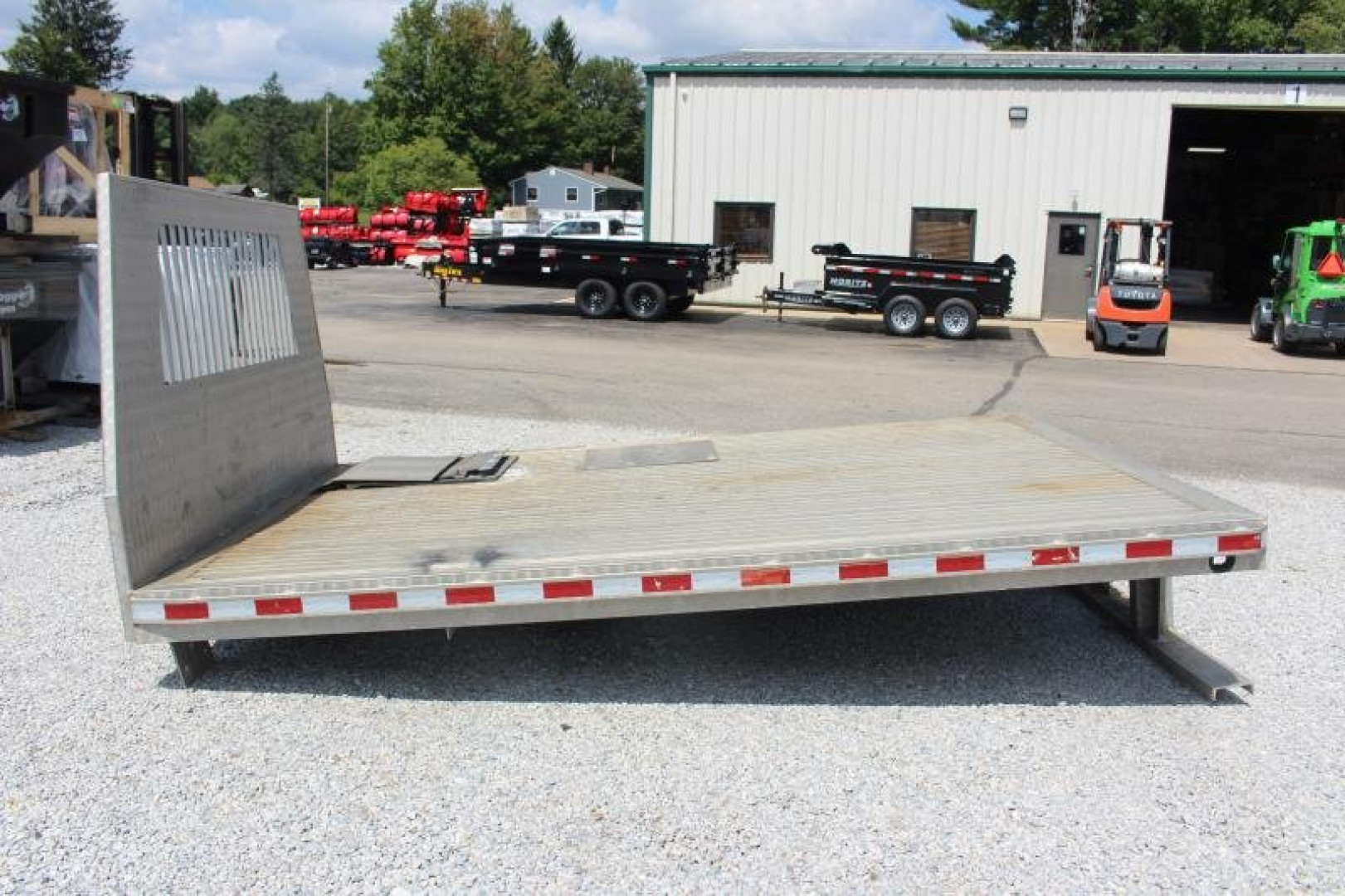 Used 2023  8' x 11.4' Aluminum Flatbed Flat Decks