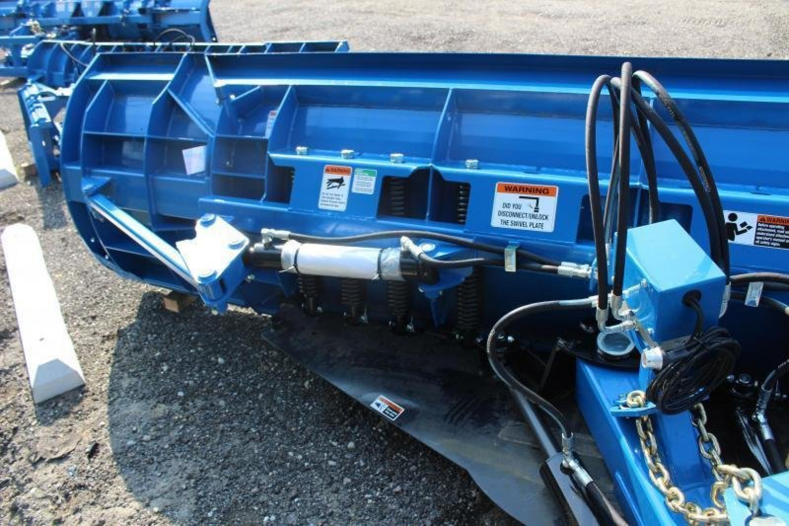 New 2022 DANIELS 18' - 3 IN 1 SNOW PLOW FOR WHEEL LOADERS