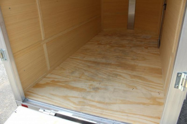 New 2025 NEO Trailers NAV 5' x 10' Aluminum Enclosed Cargo Trailer - Ramp Door - 6' INTERIOR HEIGHT - 2500# GVW