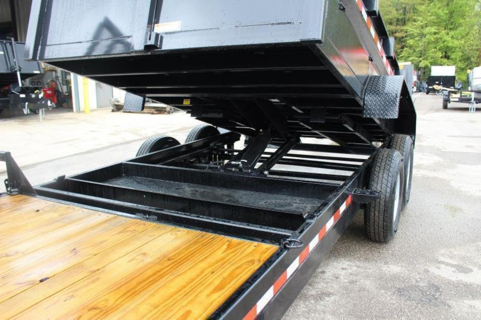 New 2025 Sure-Trac 7' x 12' + 4' Front Platform - Hydraulic Dump Trailer - Scissor Lift - Steel Ramps - 14000# GVW
