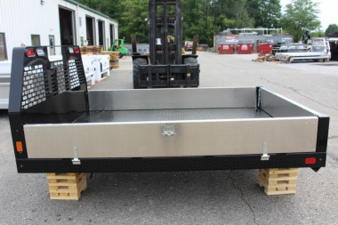 New 2024 SH Truck Bodies - Telescopic Hoist Dumping Flatbed - SRW Long Bed - Ram