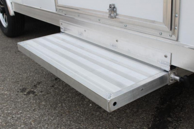 New 2024 NEO Trailers NAUX 8.5' x 18' Aluminum UTV Hauler X Enclosed Trailer - Ramp Door - 7' Interior Height - 7000# GVW