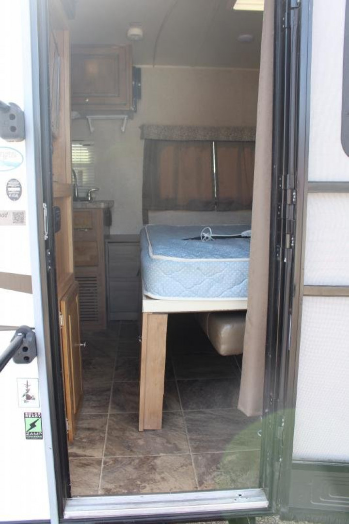 Used 2017 Rockwood MINI LITE 1905 Travel Trailer