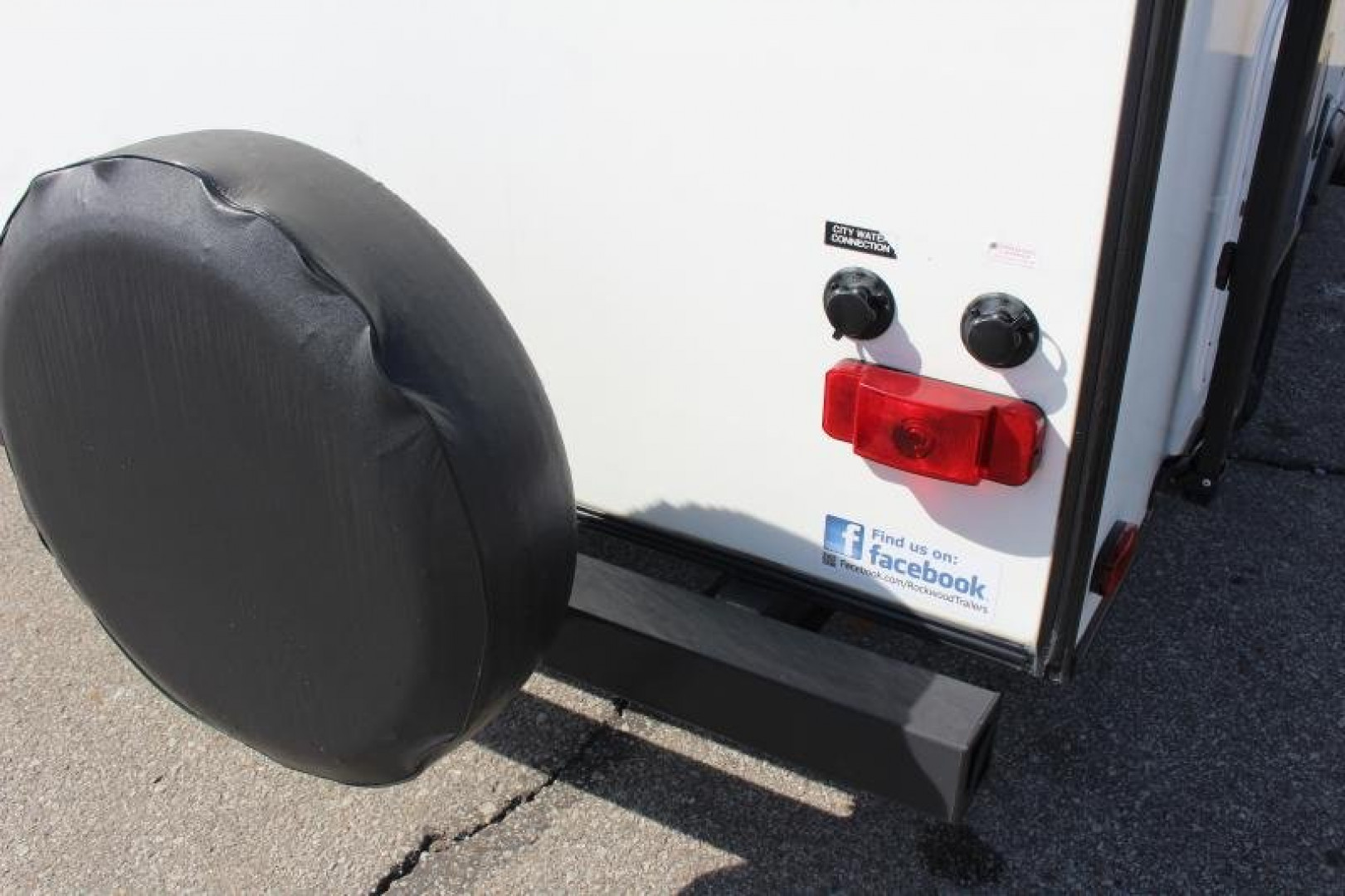 Used 2017 Rockwood MINI LITE 1905 Travel Trailer