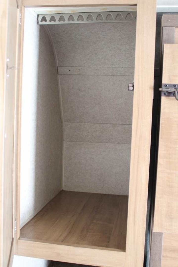 Used 2017 Rockwood MINI LITE 1905 Travel Trailer