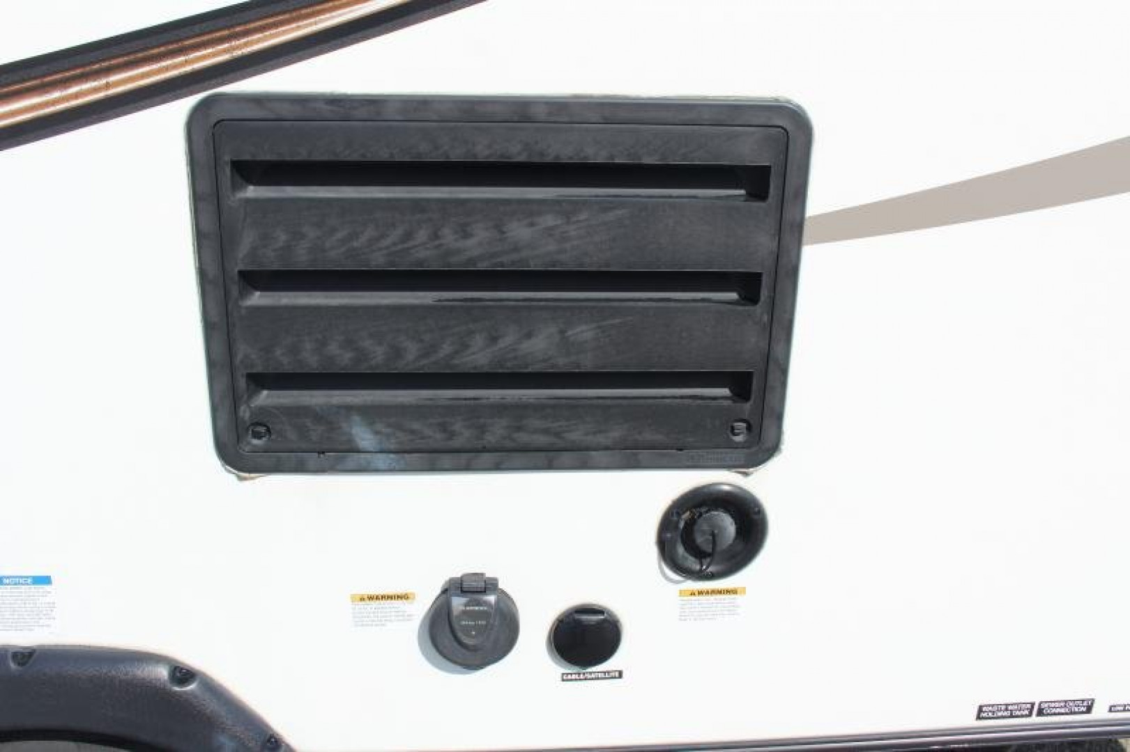 Used 2017 Rockwood MINI LITE 1905 Travel Trailer