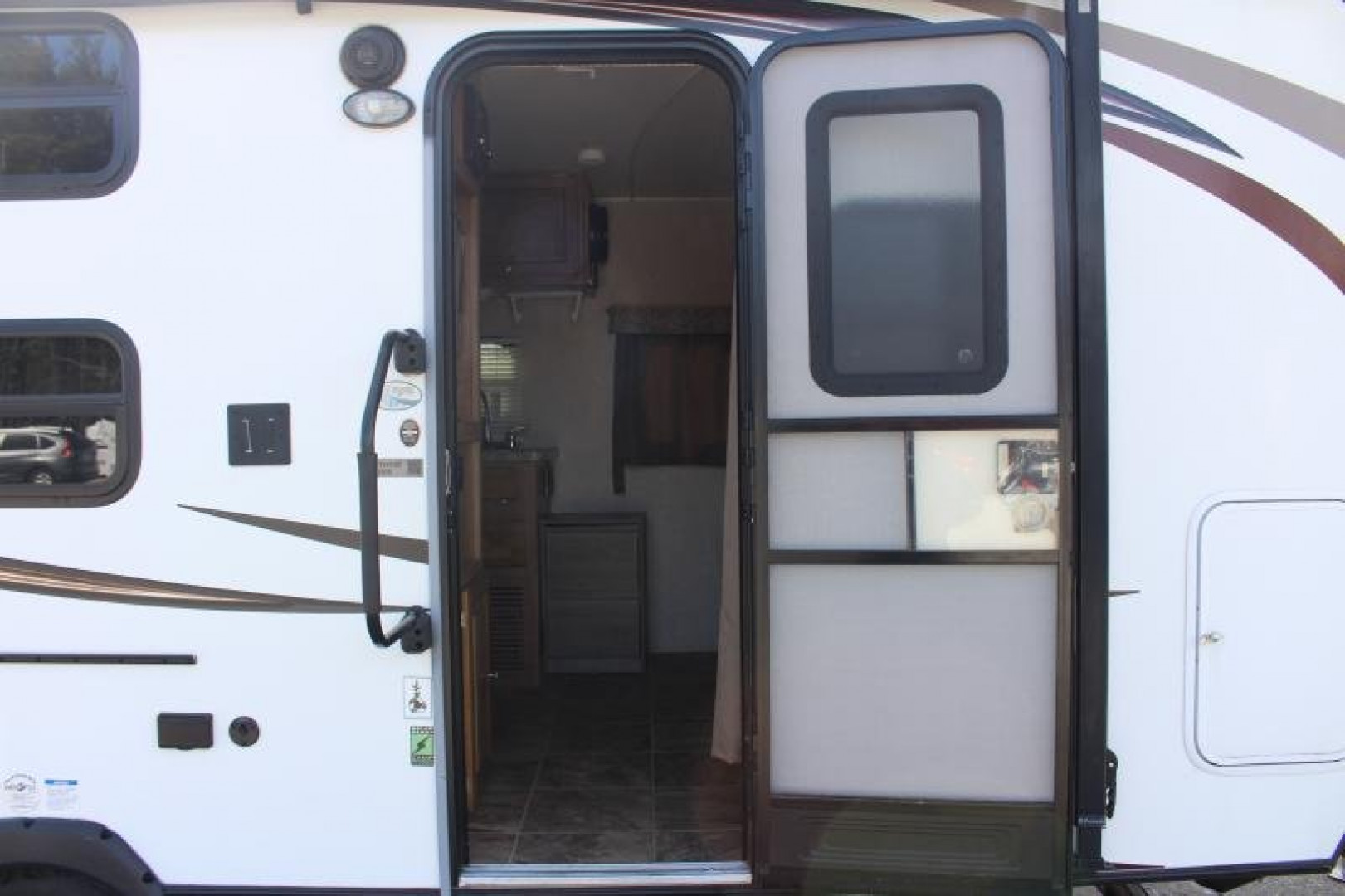 Used 2017 Rockwood MINI LITE 1905 Travel Trailer