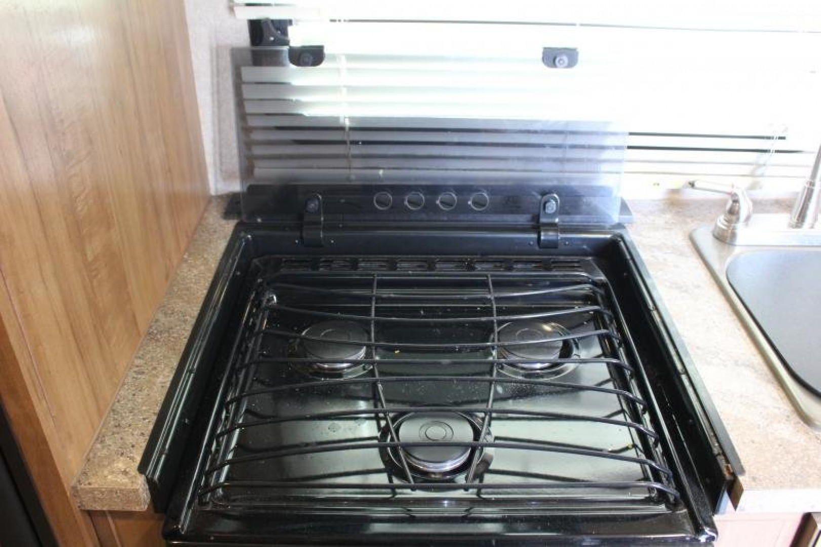 Used 2017 Rockwood MINI LITE 1905 Travel Trailer