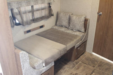 Used 2017 Rockwood MINI LITE 1905 Travel Trailer