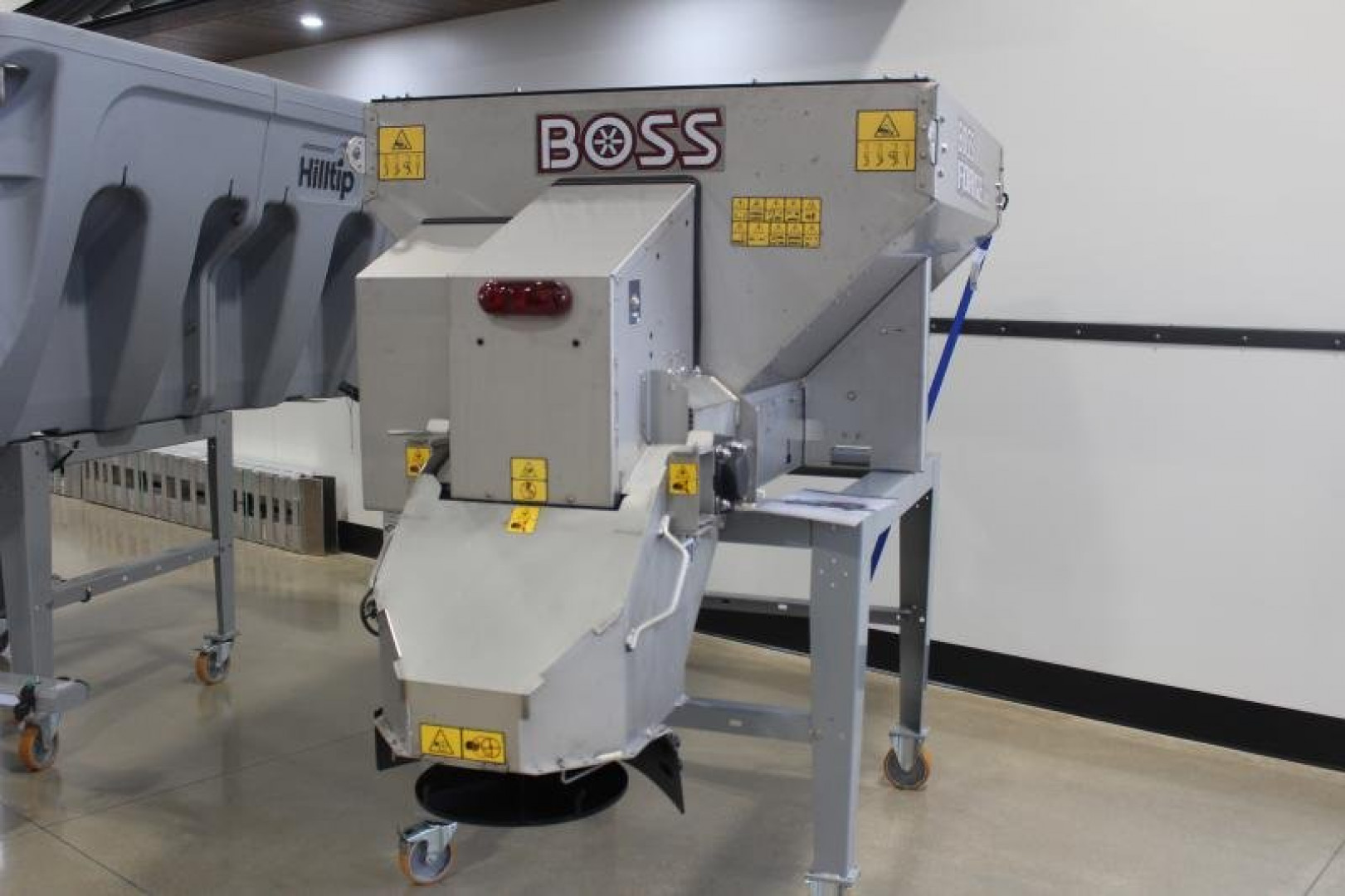 New 2023 BOSS 1.0 Cubic Yard Forge Salt Spreader - Pintle Chain