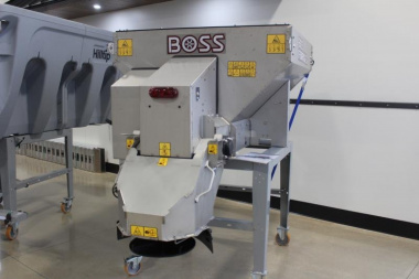 New 2023 BOSS 1.0 Cubic Yard Forge Salt Spreader - Pintle Chain