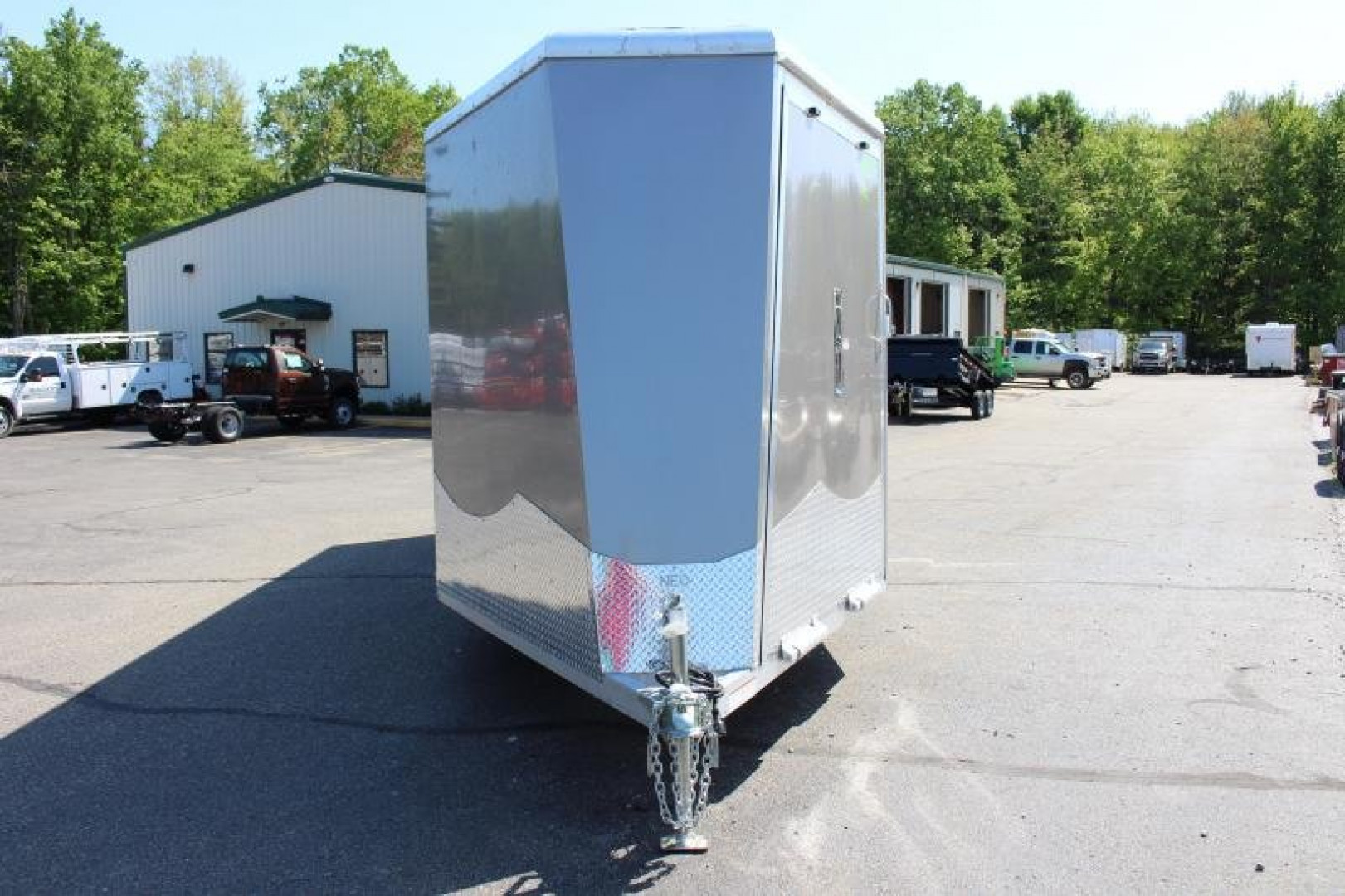 New 2022 NEO NASX 7.5' x 25' Aluminum All Sport X Enclosed Trailer - Ramp Door - Front Ramp - 7.5' Interior - Dual Fuel Doors - 7000# GVW