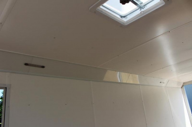 New 2022 NEO NASX 7.5' x 25' Aluminum All Sport X Enclosed Trailer - Ramp Door - Front Ramp - 7.5' Interior - Dual Fuel Doors - 7000# GVW