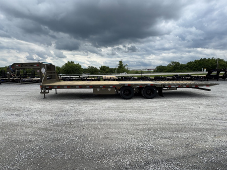 New 2026 Load Trail 32' Hydraulic Dovetail Gooseneck Equipment Trailer