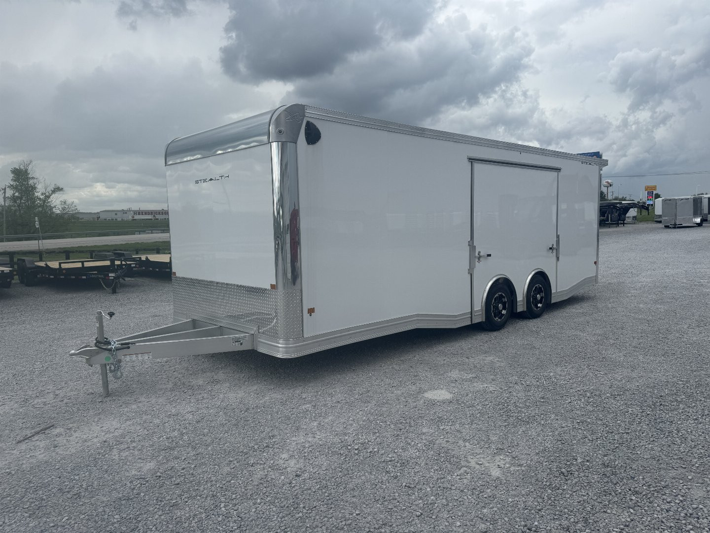 New 2025 ALCOM-Stealth 8.5'x24' Aluminum Enclosed Trailer