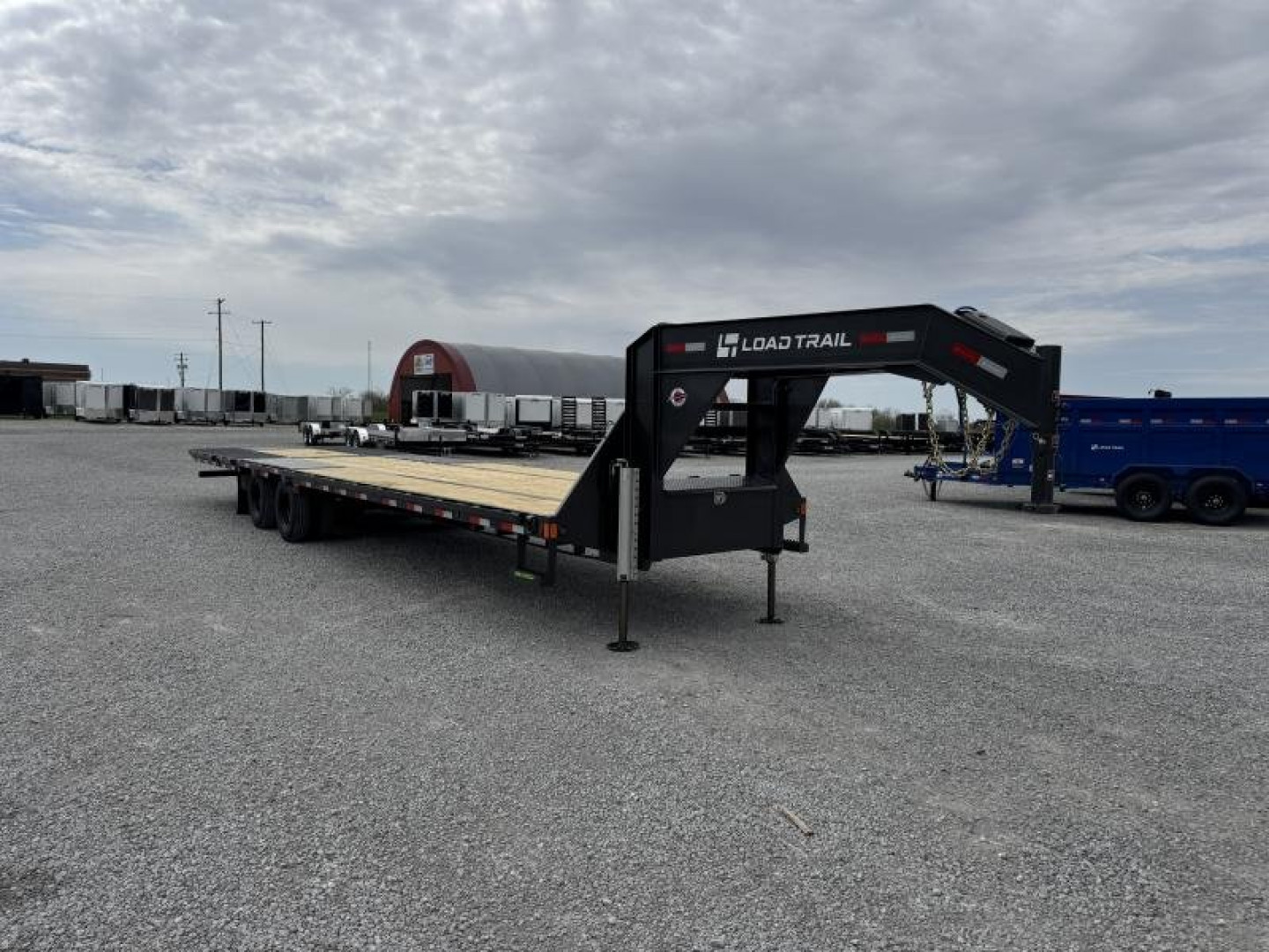 New 2025 Load Trail 36' Hydraulic Dovetail Gooseneck Equipment Trailer