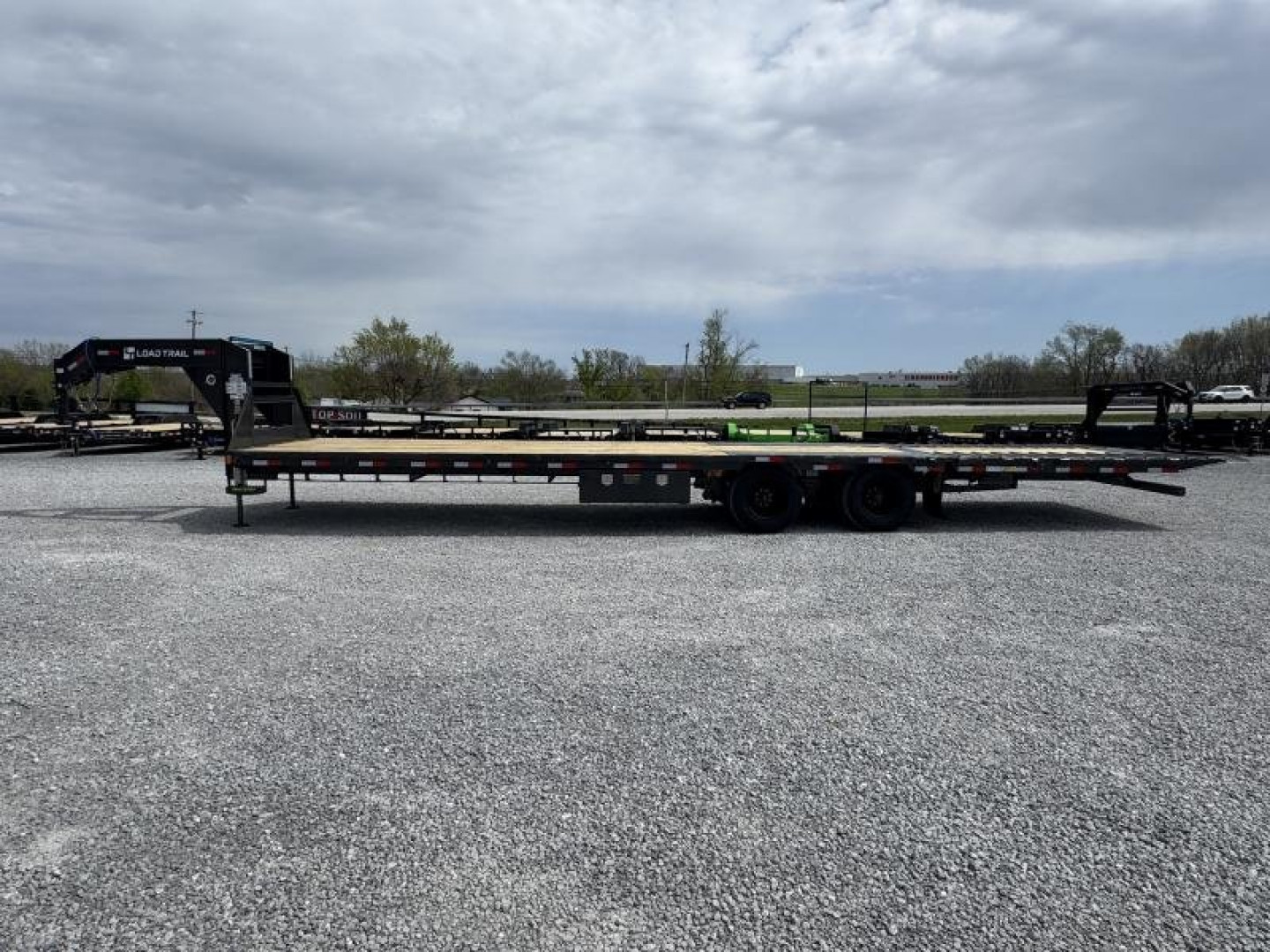 New 2025 Load Trail 36' Hydraulic Dovetail Gooseneck Equipment Trailer