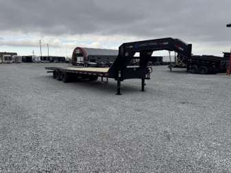 New 2025 Load Trail 32' Hydraulic Dovetail Equipment Trailer