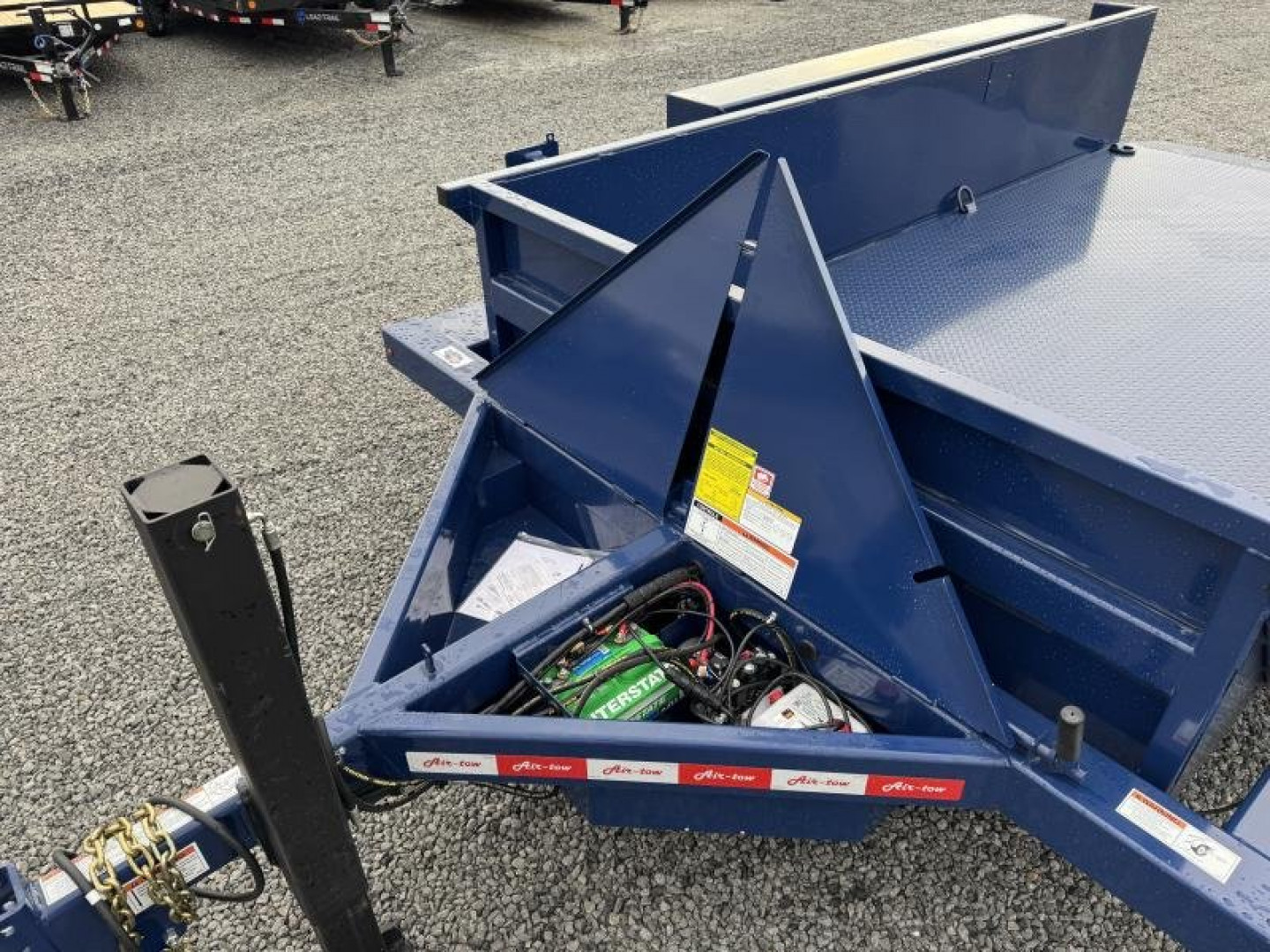 New 2025 Air Tow UT 14-10 Hydraulic Drop Deck Trailer