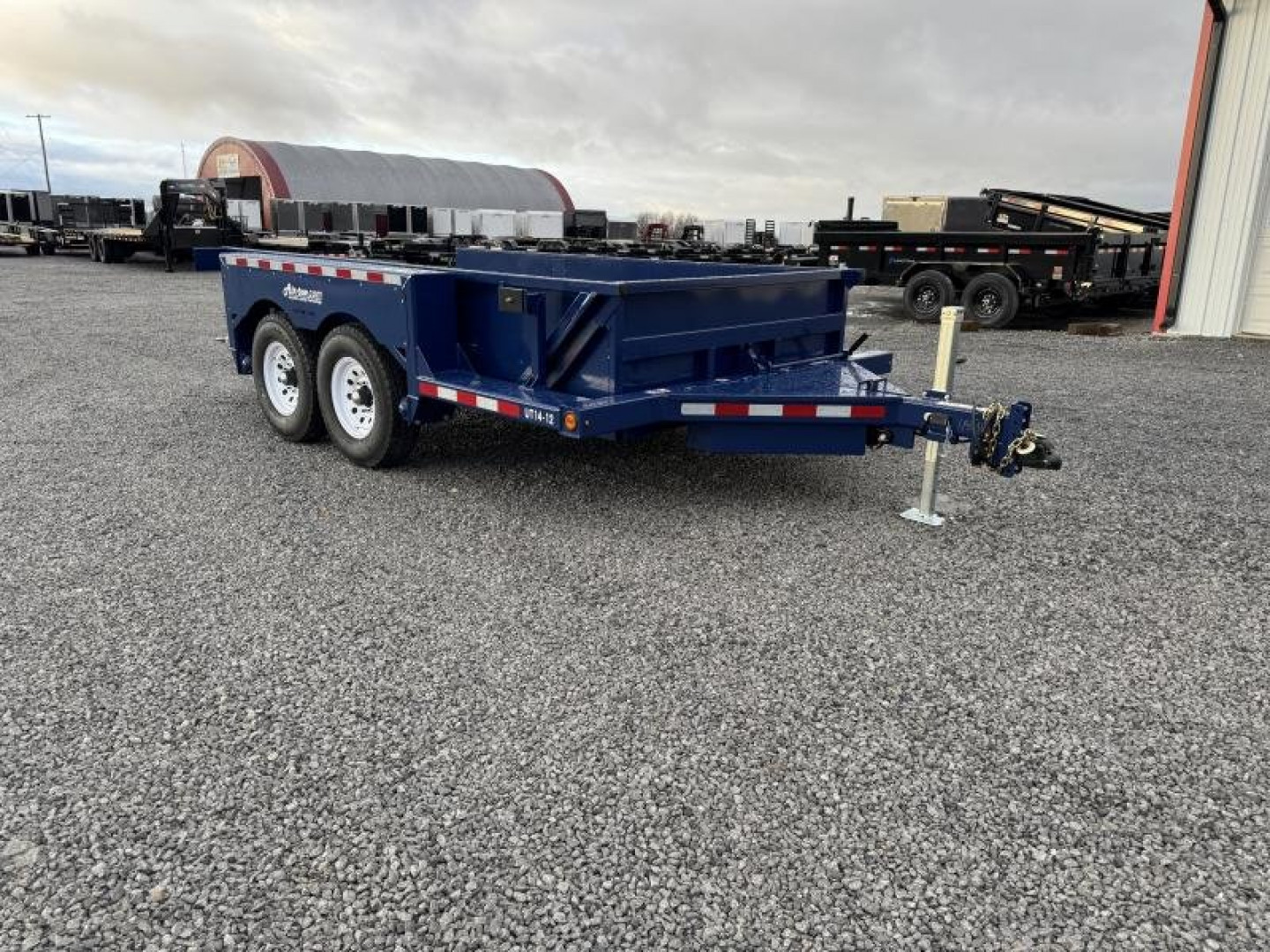 New 2025 Air Tow UT14-12 Hydraulic Drop Deck Trailer