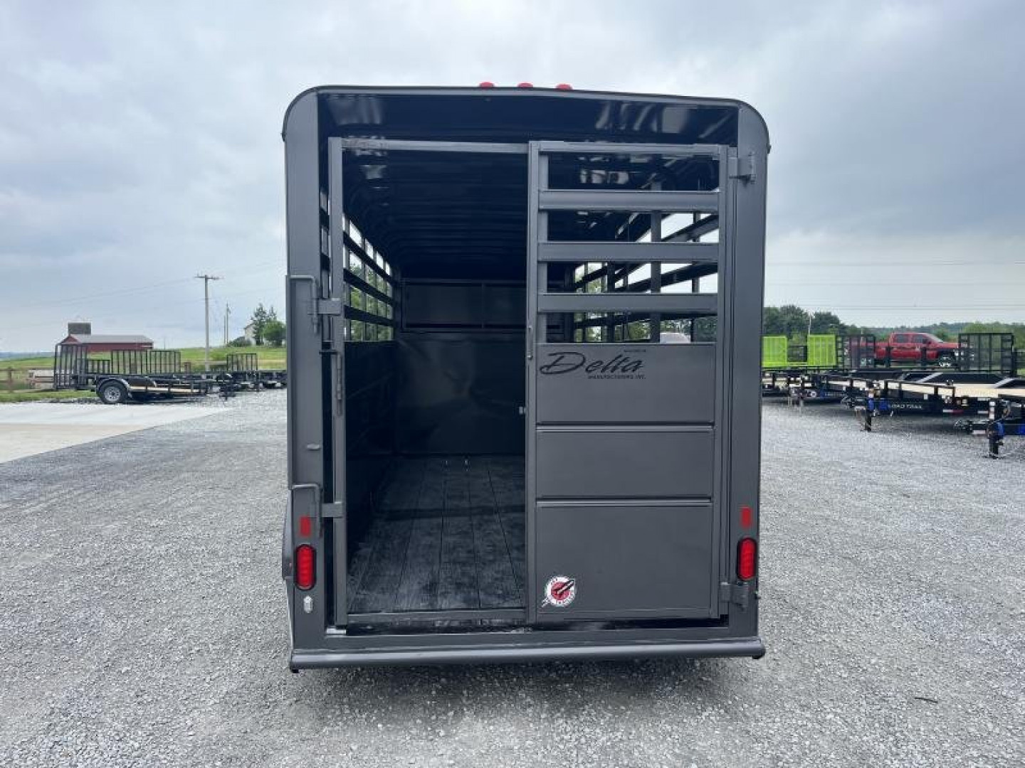 New 2026 Delta Trailers 16FT 500ES Gooseneck Livestock Trailer Stock / Stock Combo Trailer