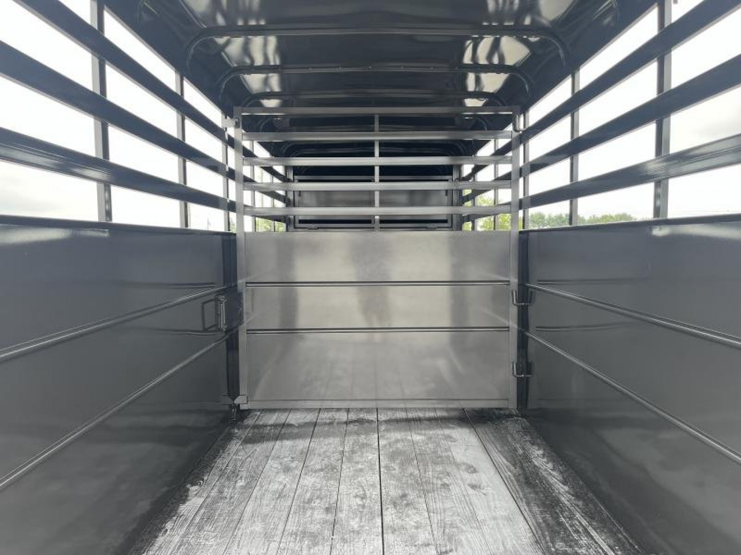 New 2026 Delta Trailers 16FT 500ES Gooseneck Livestock Trailer Stock / Stock Combo Trailer