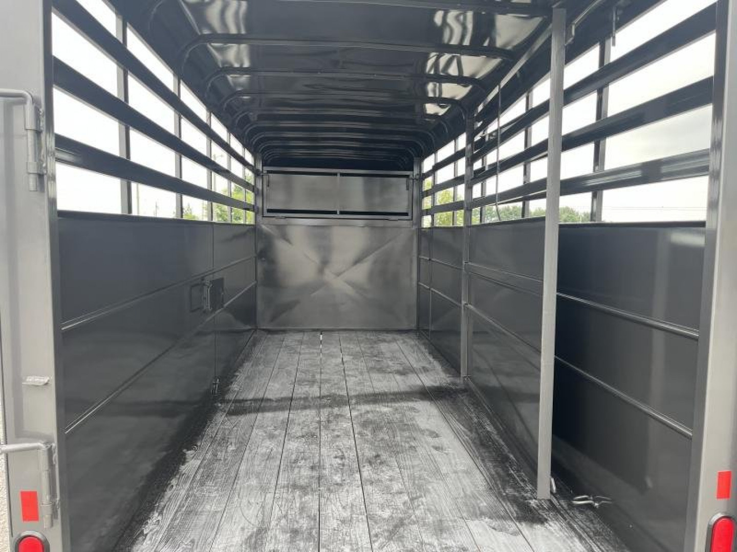 New 2026 Delta Trailers 16FT 500ES Gooseneck Livestock Trailer Stock / Stock Combo Trailer