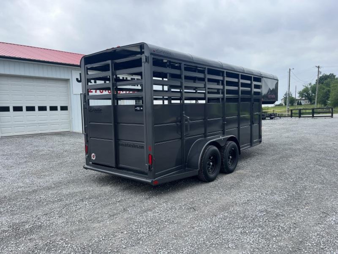 New 2026 Delta Trailers 16FT 500ES Gooseneck Livestock Trailer Stock / Stock Combo Trailer