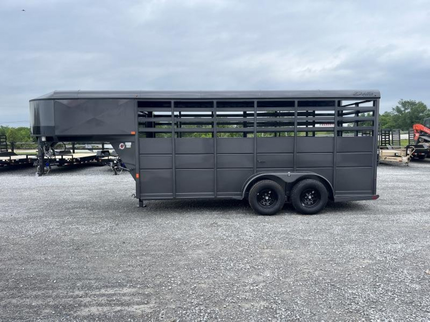 New 2026 Delta Trailers 16FT 500ES Gooseneck Livestock Trailer Stock / Stock Combo Trailer