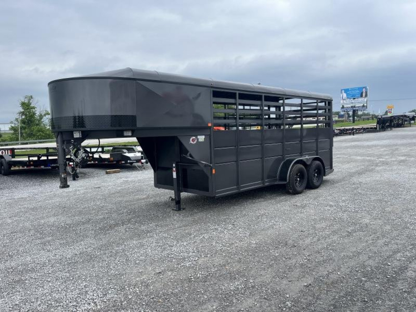 New 2026 Delta Trailers 16FT 500ES Gooseneck Livestock Trailer Stock / Stock Combo Trailer