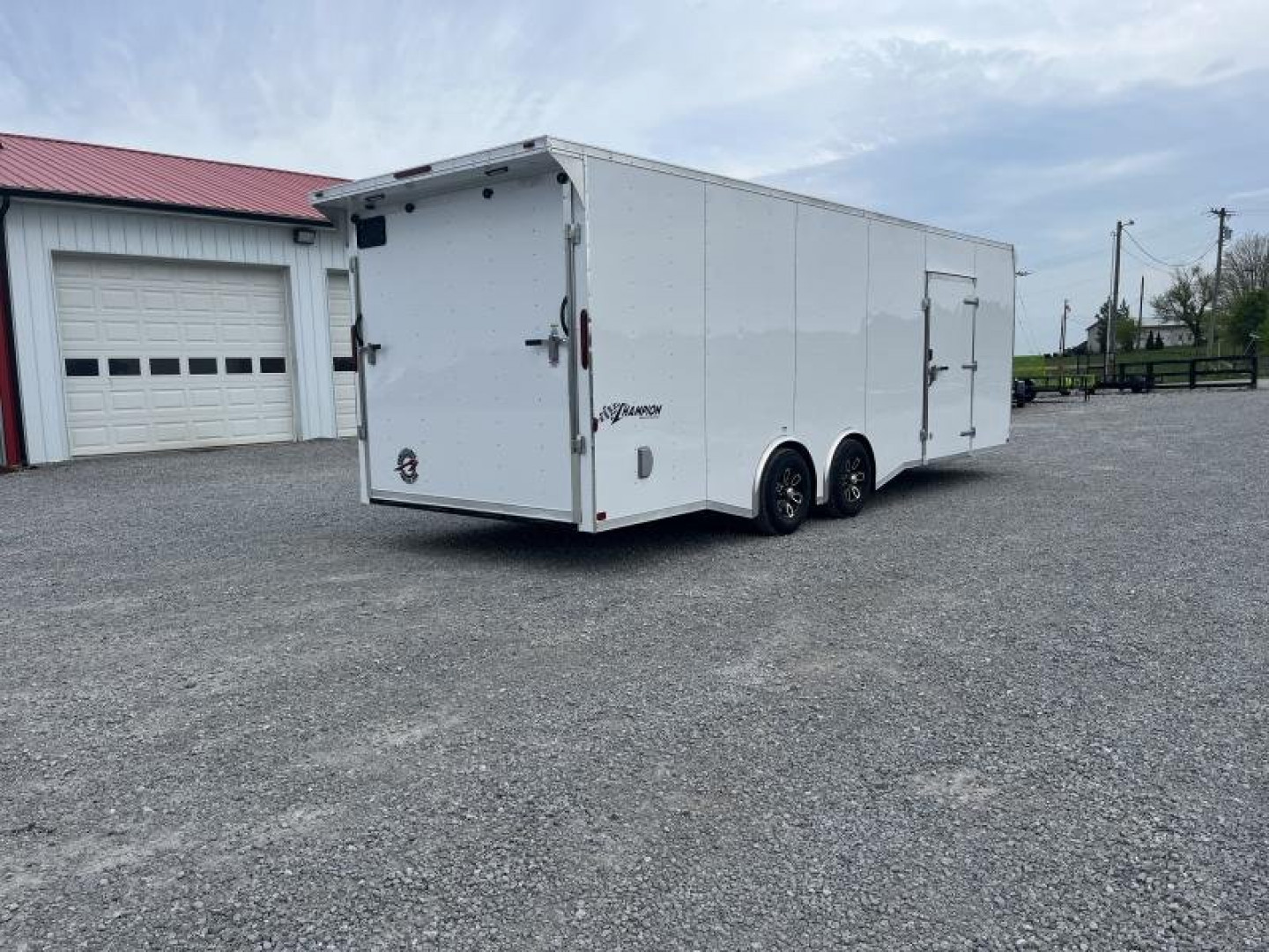 New 2025 Homesteader 8.5'x24' Champion Spread Axle