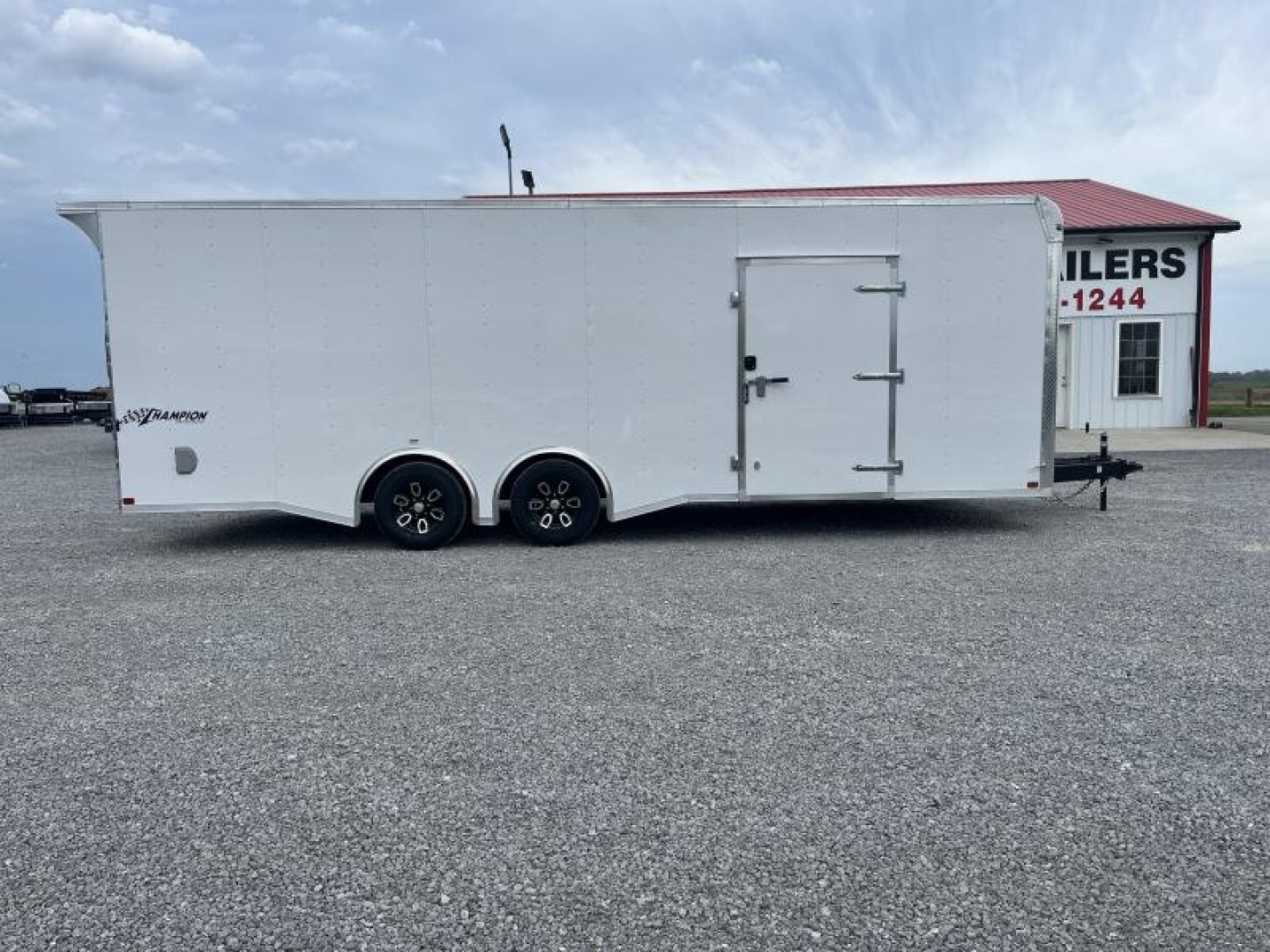 New 2025 Homesteader 8.5'x24' Champion Spread Axle