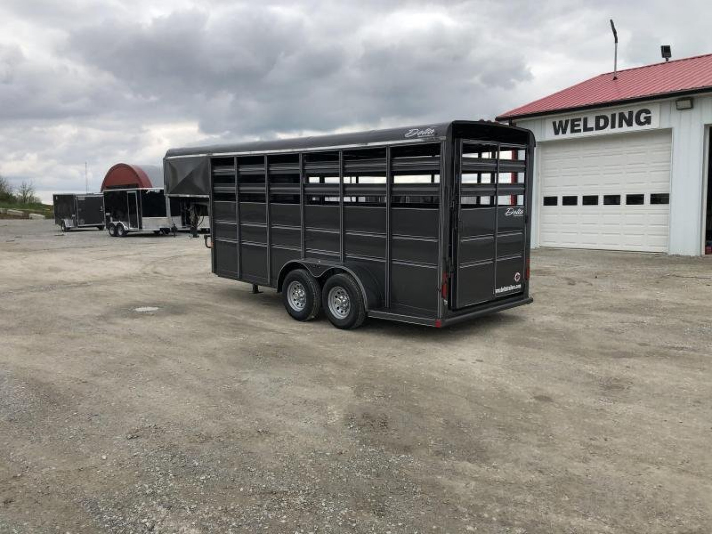New 2025 Delta Trailers 16ft Gooseneck Livestock Trailer *Extra Height* Stock / Stock Combo Trailer