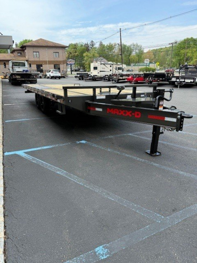 New 2025 MAXX-D TOX10222 Tilt Trailer