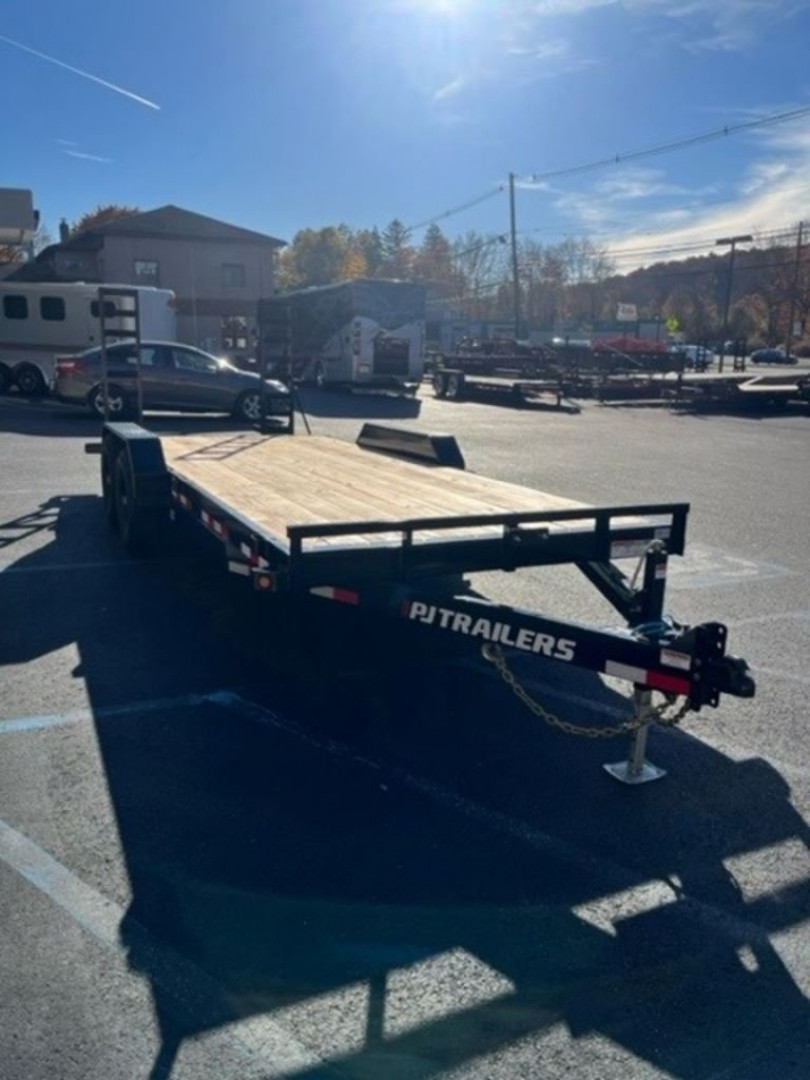 New 2024 PJ Trailers 6" Channel Equipment (CD) 20'