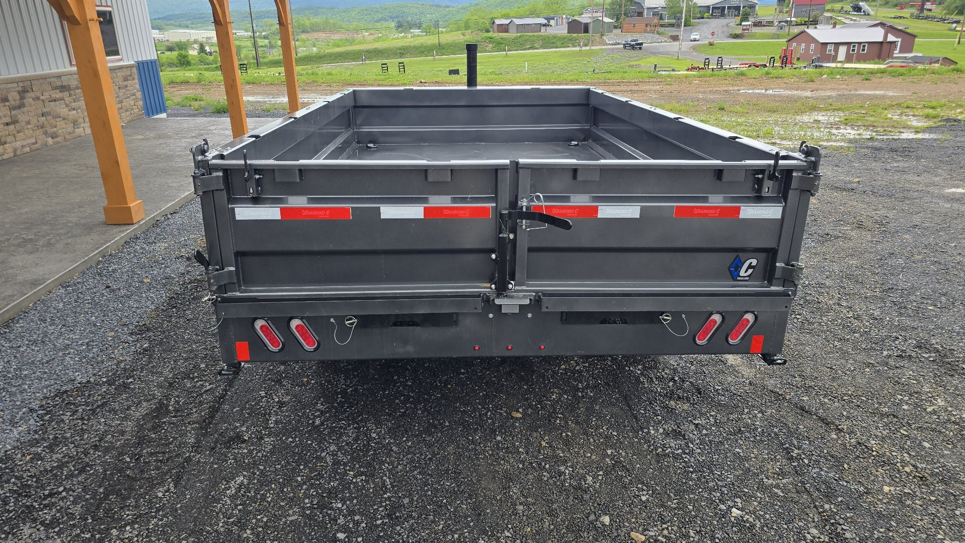 New Diamond C Trailers Deckover Dump Trailer / 14,9k GVWR / 96"x14'