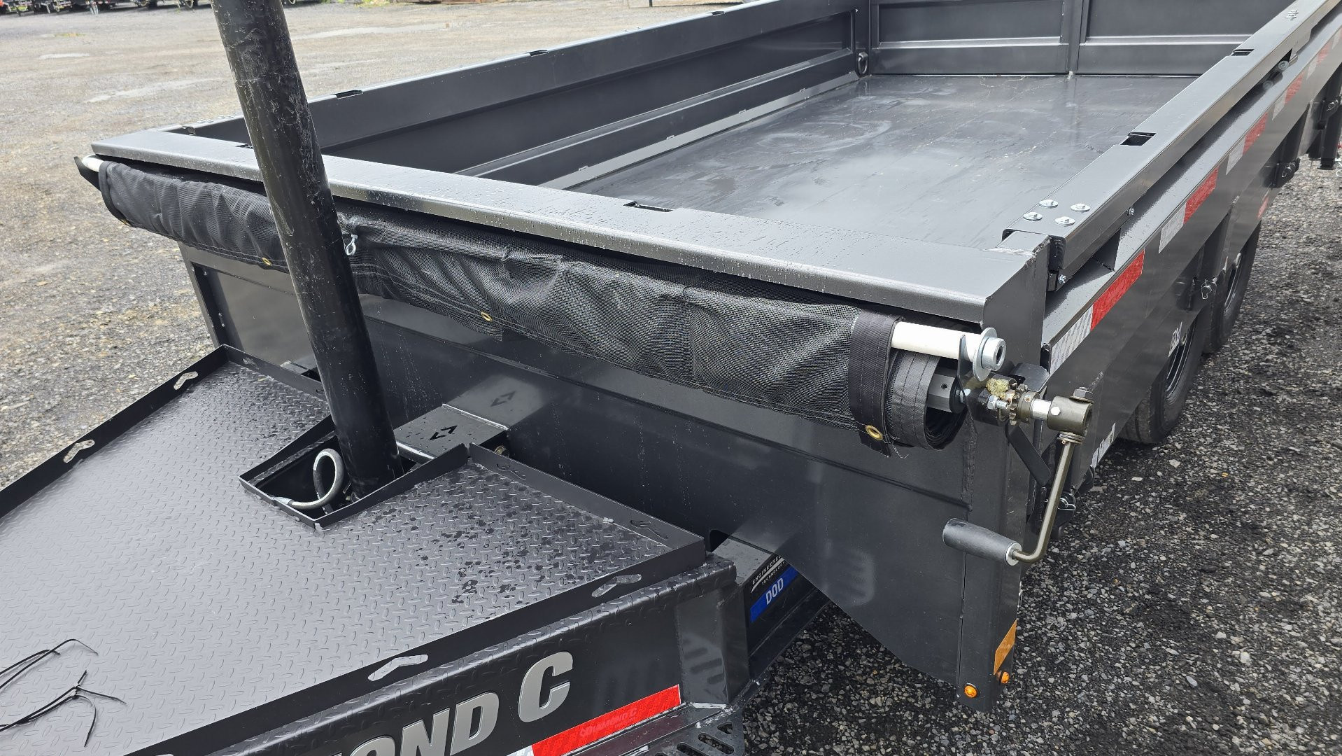 New Diamond C Trailers Deckover Dump Trailer / 14,9k GVWR / 96"x14'