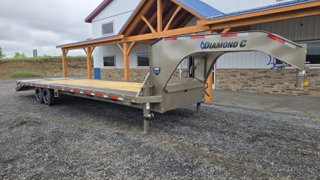 New Diamond C Equip Trailer /18K GVWR / 102 x30'